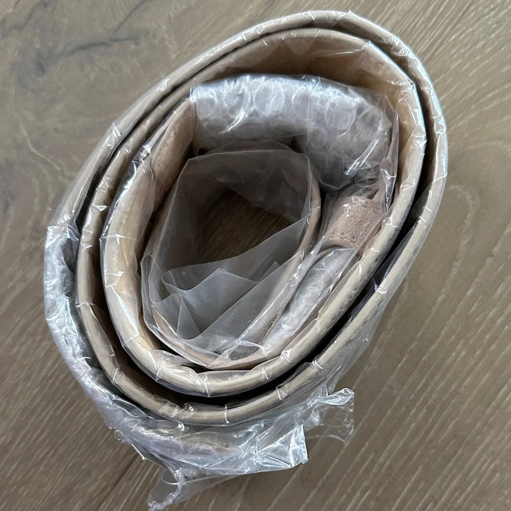 NWT Chico's Chic Neutral Women's Belt Size M